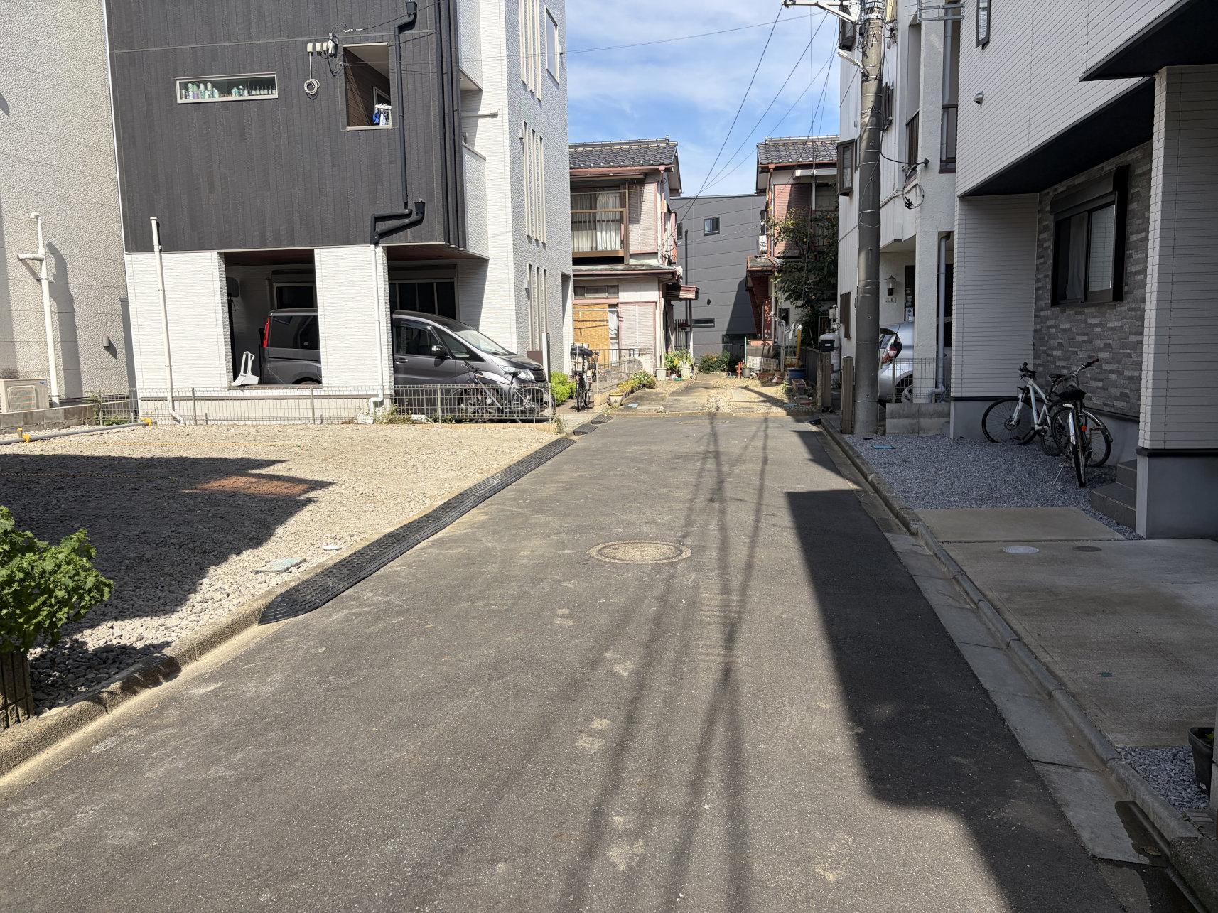 ベルフォルスパークの外観・駐車場イメージ3枚目
