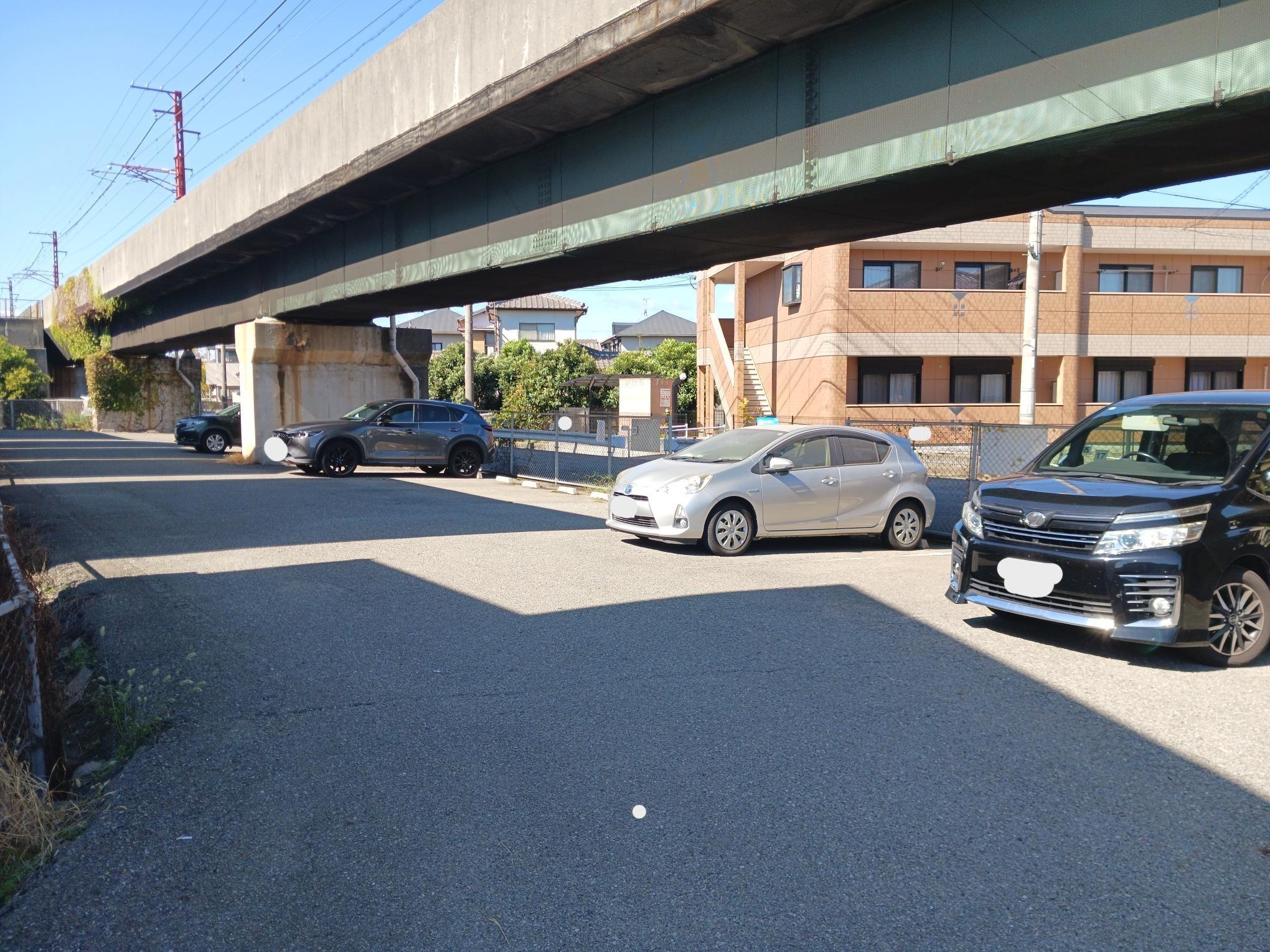 西飾磨東駐車場の外観・駐車場イメージ1枚目