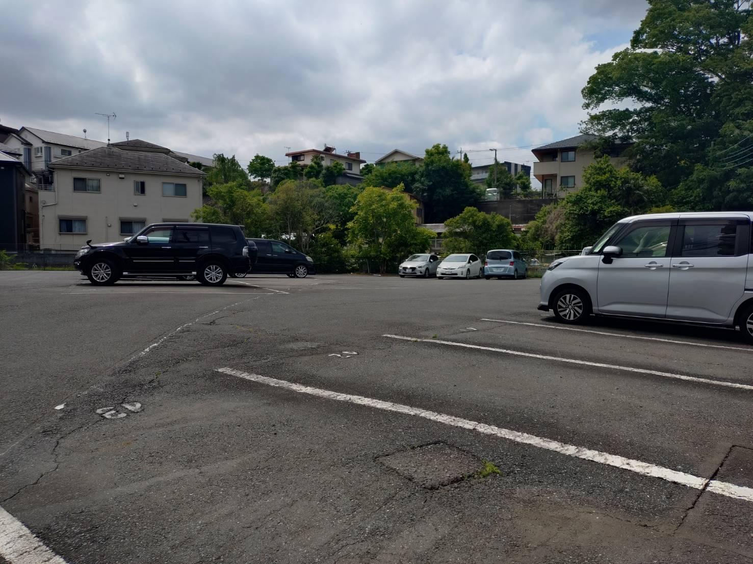 丈明産業駐車場の外観・駐車場イメージ2枚目
