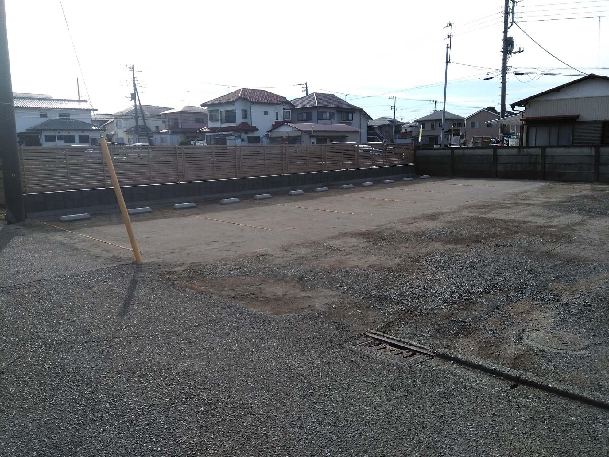 フラワーパーキングの外観・駐車場イメージ1枚目