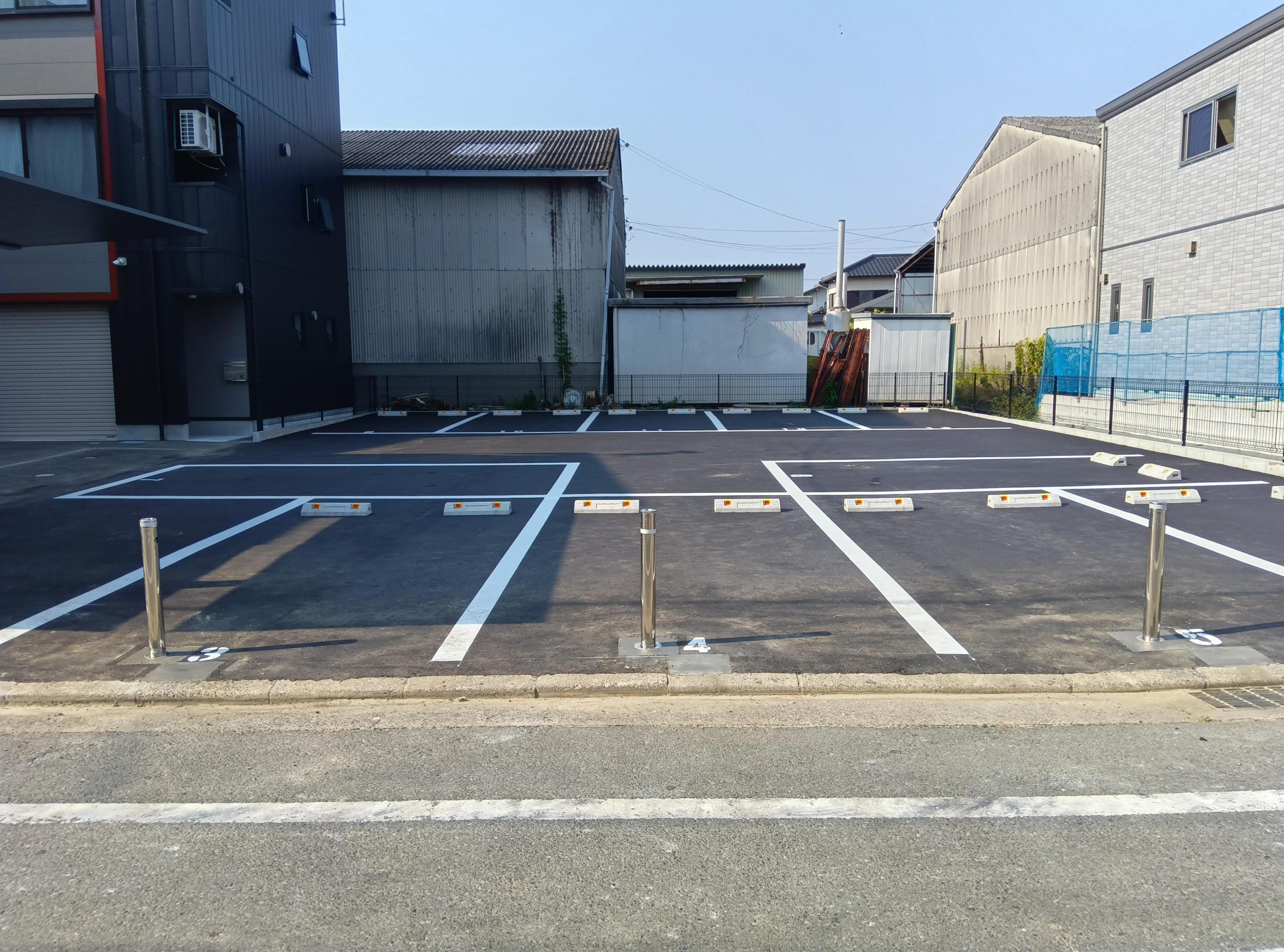 R-Garage助信駐車場の外観・駐車場イメージ1枚目