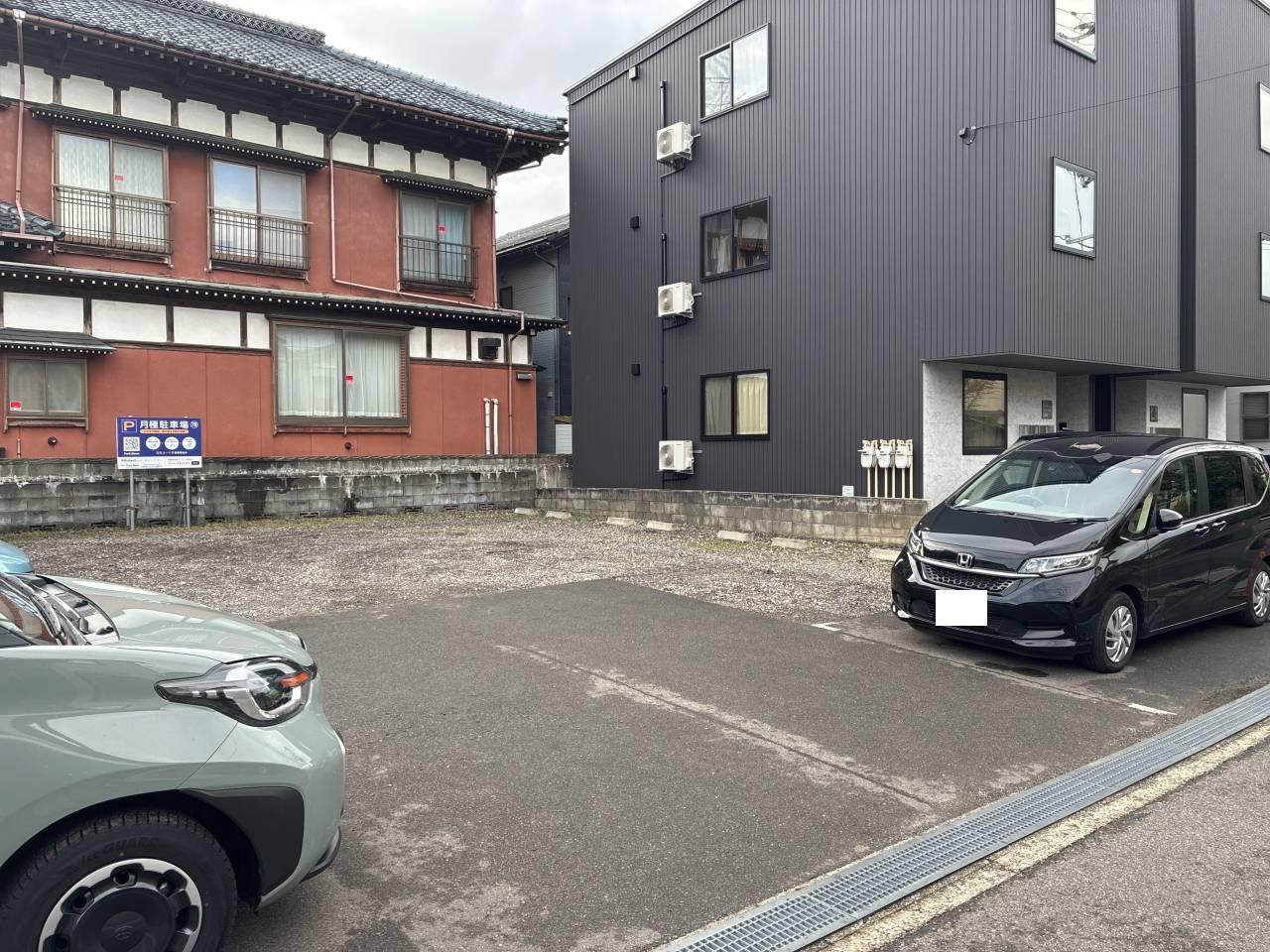 78.飛田月極駐車場の外観・駐車場イメージ3枚目