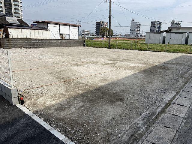 顕徳ハイツ駐車場の外観・駐車場イメージ1枚目
