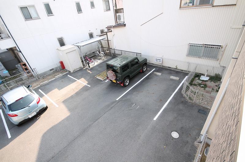 PLUSSUM COURT 児玉の外観・駐車場イメージ2枚目