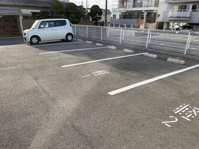 徒町月極駐車場の外観・駐車場イメージ3枚目