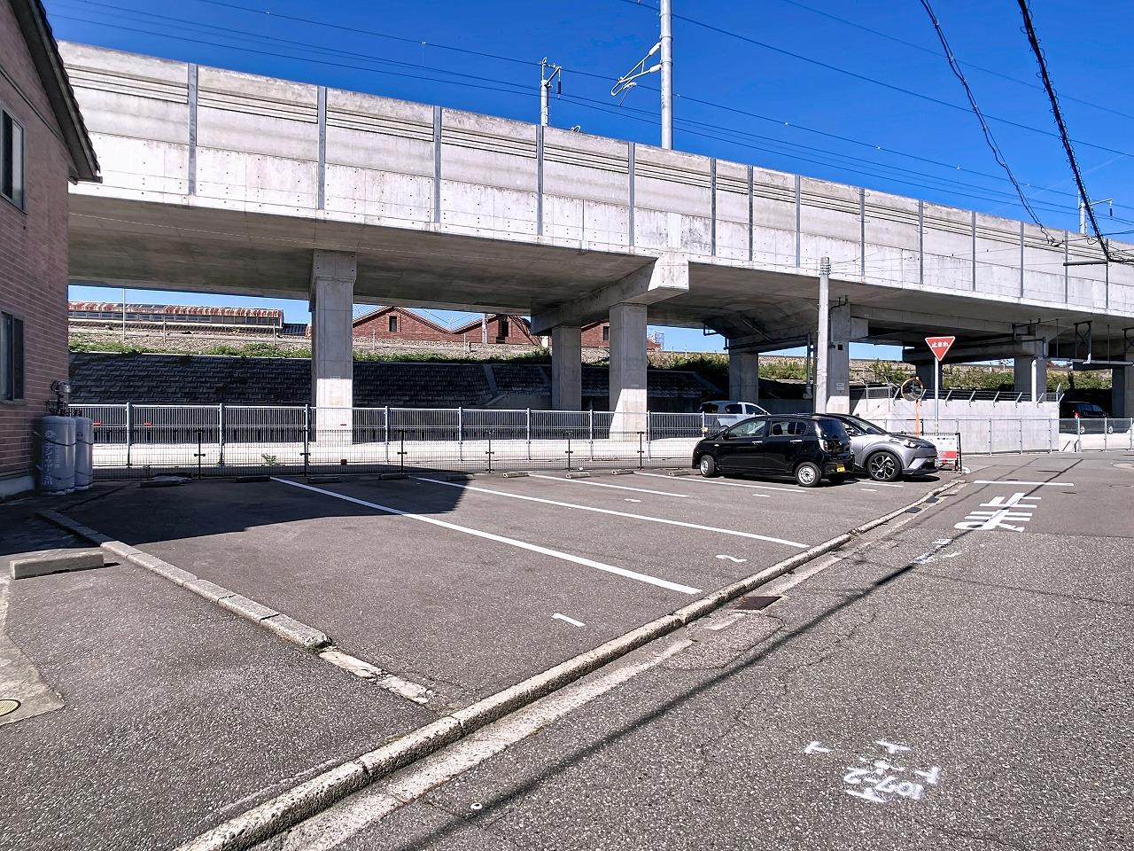 ウィルモア長土塀月極駐車場の外観・駐車場イメージ3枚目