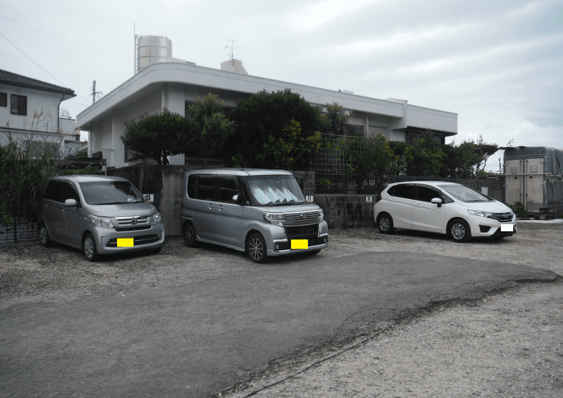 新垣駐車場Ⅱの外観・駐車場イメージ2枚目