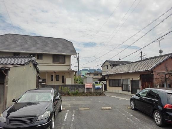 第8三沢ガレージの外観・駐車場イメージ1枚目