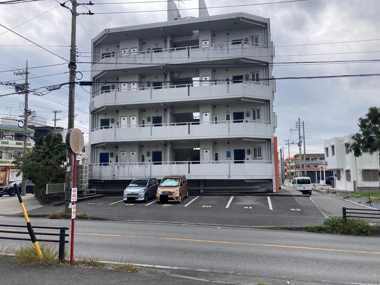 シャンブル契約駐車場の外観・駐車場イメージ1枚目