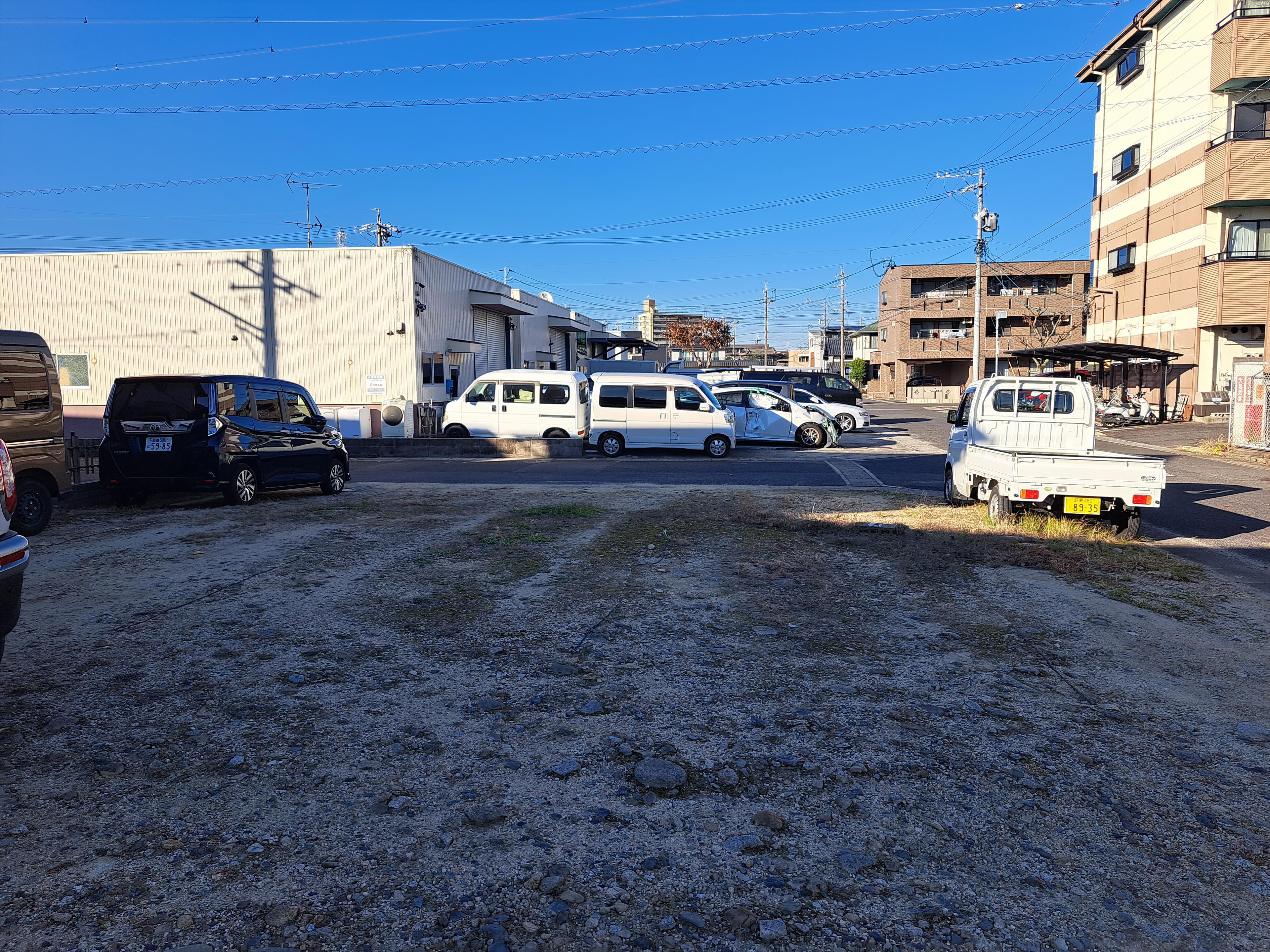 西条5丁目駐車場の外観・駐車場イメージ2枚目