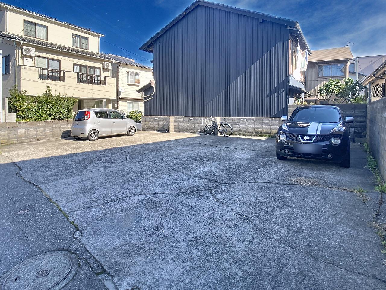 芳斉瀬沢パーキングの外観・駐車場イメージ3枚目