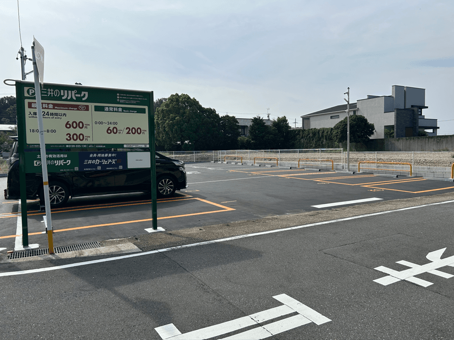 名古屋春山町の外観・駐車場イメージ1枚目