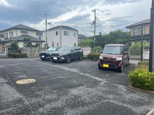 上尾市井戸木2丁目駐車場(曙マンション)の外観・駐車場イメージ3枚目