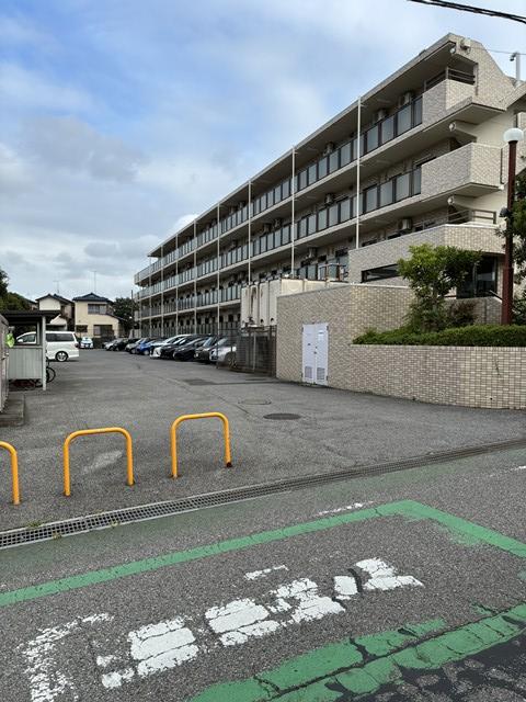 カルム鎌ヶ谷の外観・駐車場イメージ1枚目