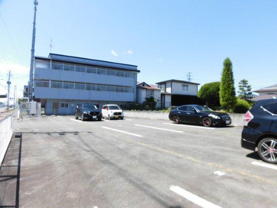 吉康駐車場の外観・駐車場イメージ2枚目