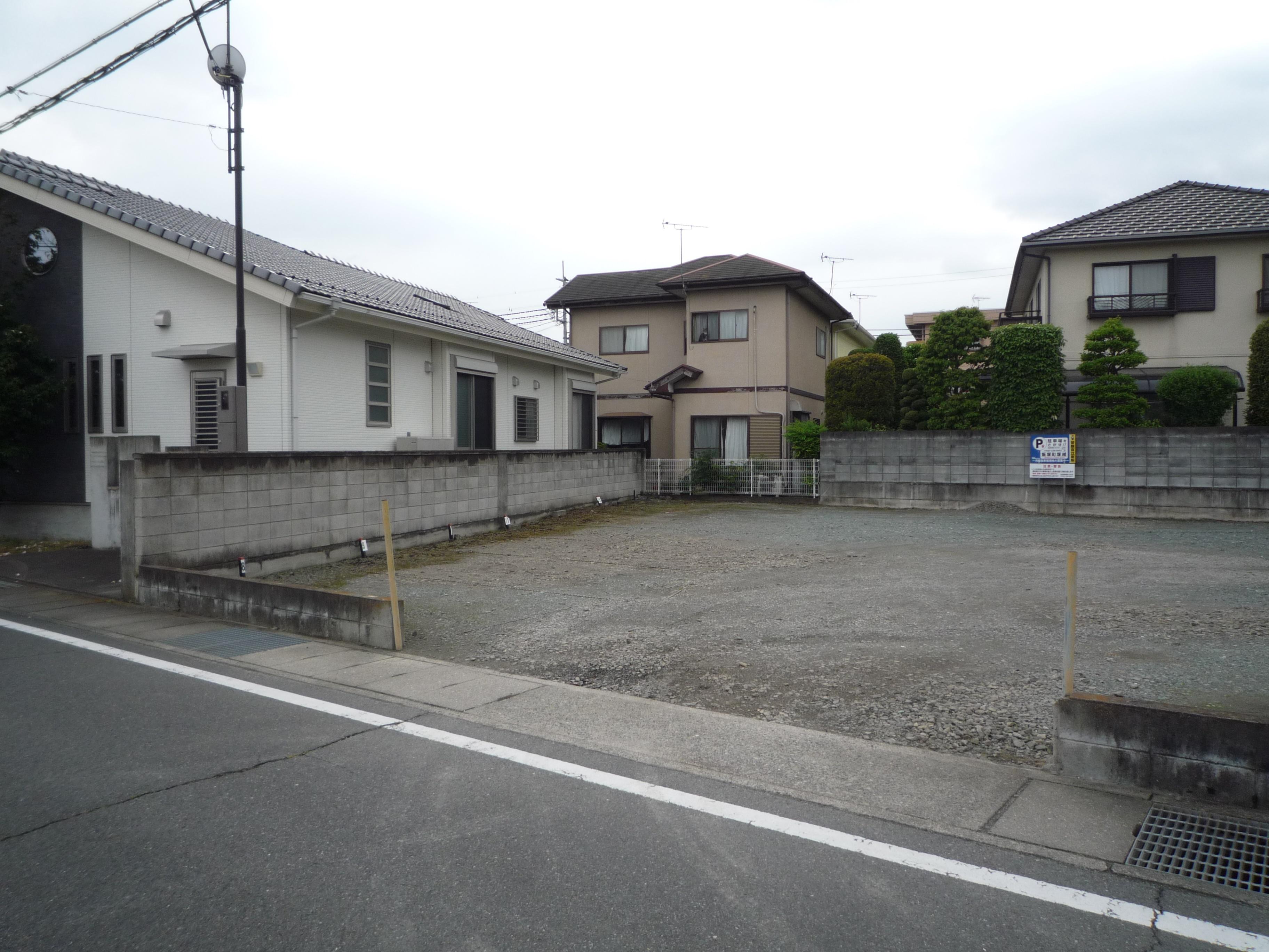 飯塚町塚越月極駐車場の外観・駐車場イメージ2枚目