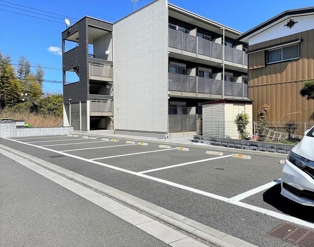 クレイノミュートス テセラⅡ(57380)の外観・駐車場イメージ1枚目