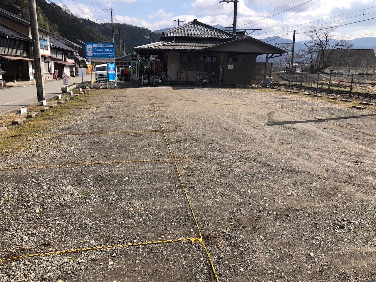 ラクピーライト梁瀬駅の外観・駐車場イメージ2枚目