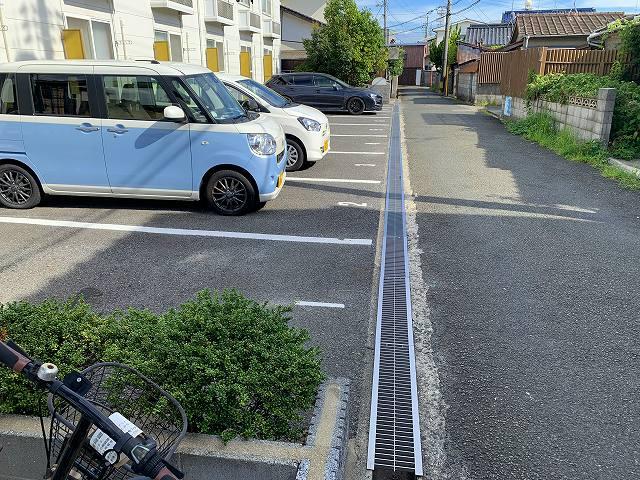 ヴィラ笹山(19473)の外観・駐車場イメージ1枚目