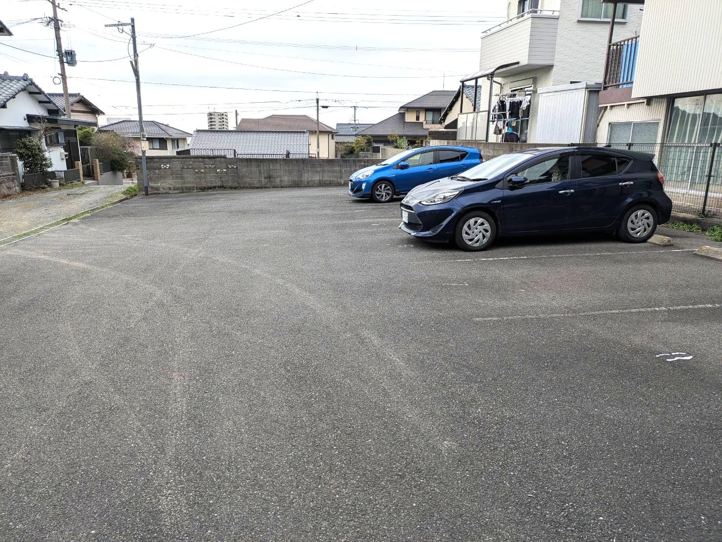 大里桃山K駐車場の外観・駐車場イメージ1枚目