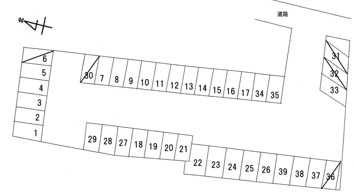 新島町824駐車場の駐車配置図