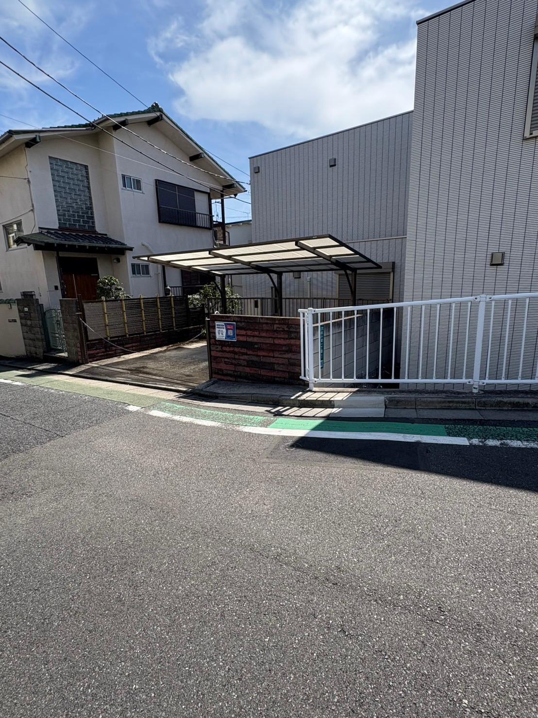 西宮駐車場(屋根付き)の外観・駐車場イメージ3枚目