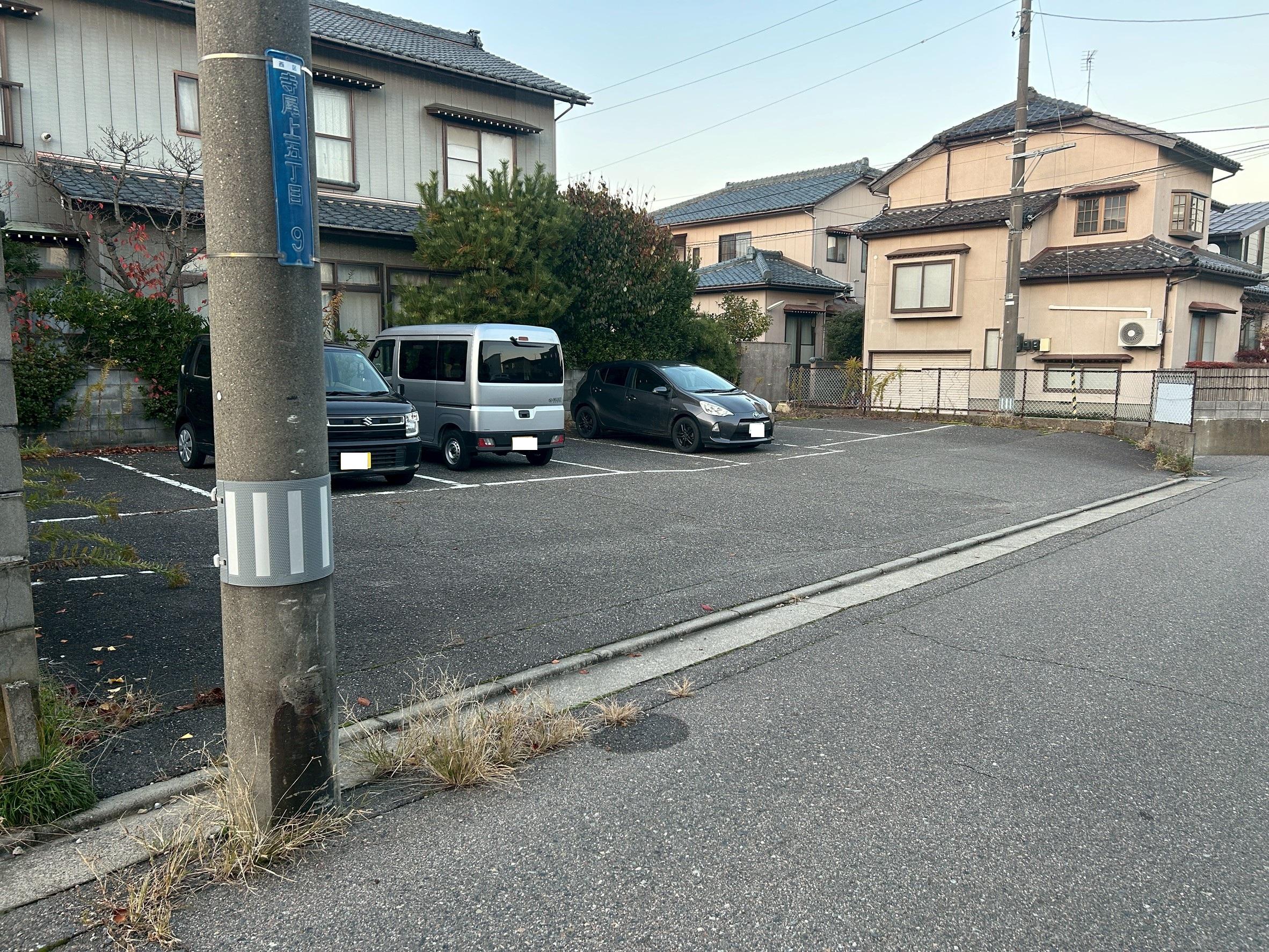 34.大野ガレージの外観・駐車場イメージ3枚目