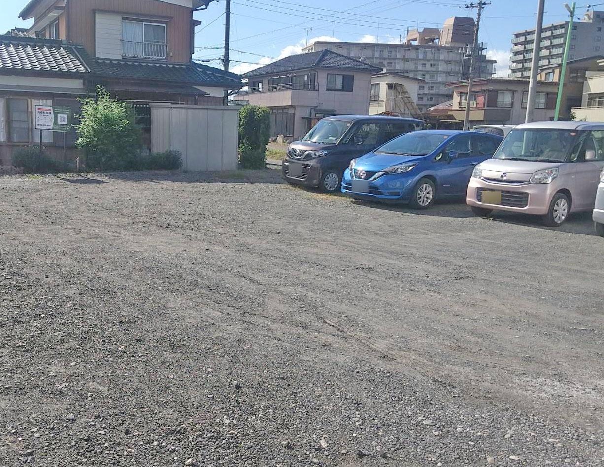 TM181 長峰小堤C駐車場の外観・駐車場イメージ1枚目