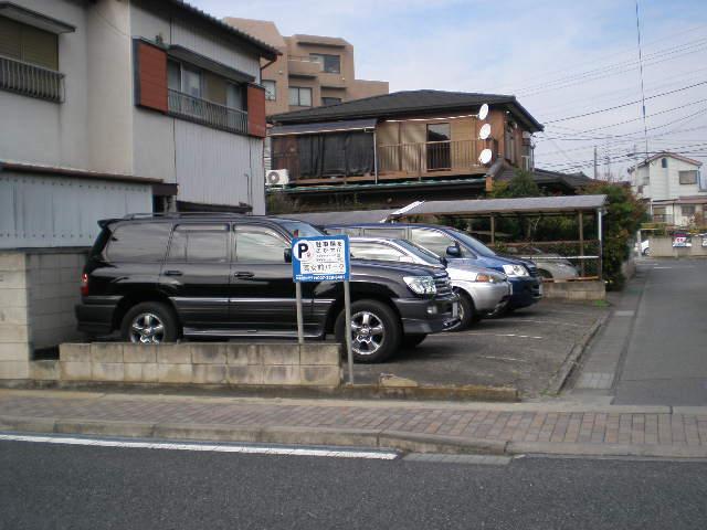 高女前パーク月極駐車場の外観・駐車場イメージ1枚目