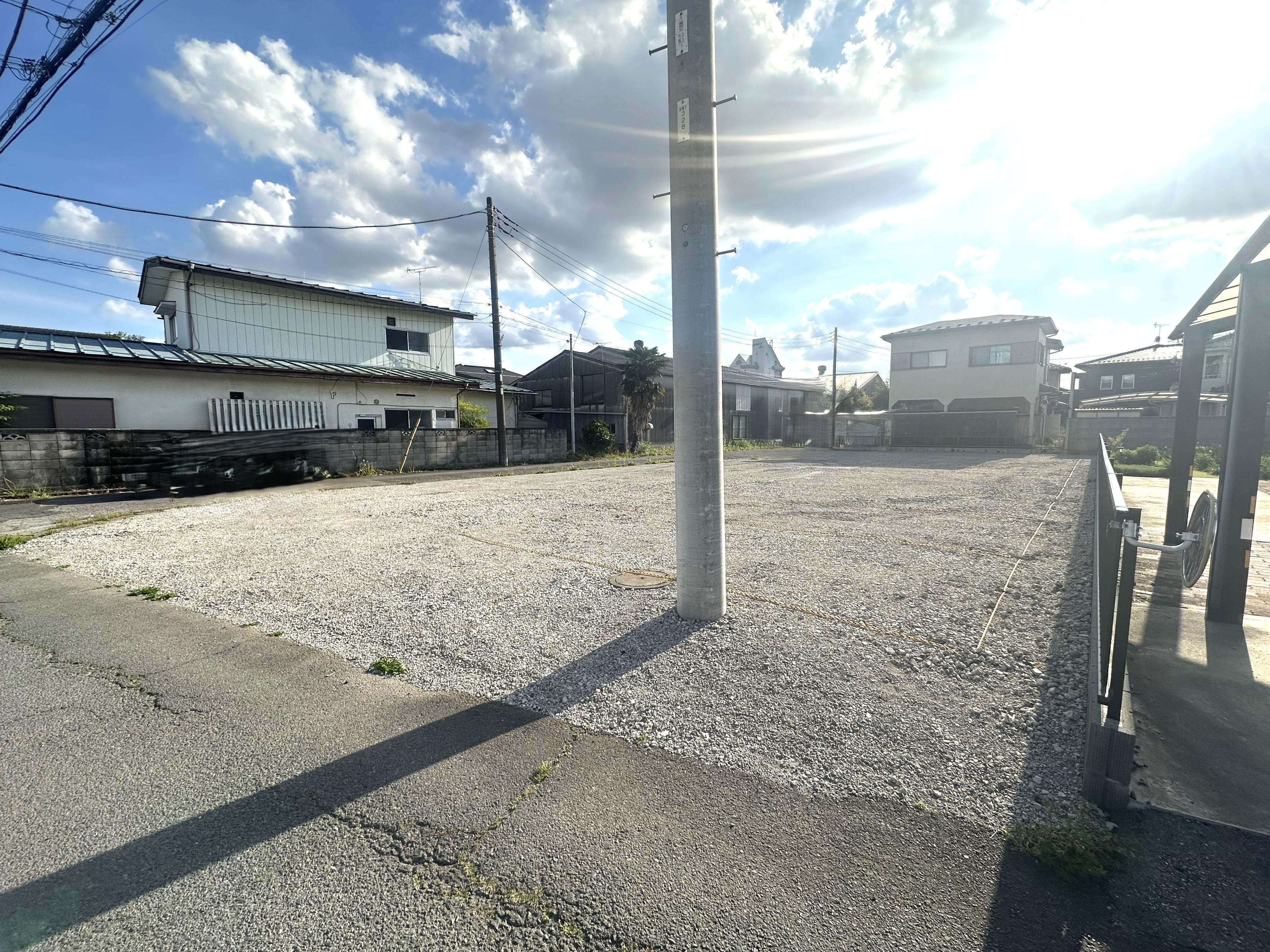 下栗町月極駐車場の外観・駐車場イメージ3枚目