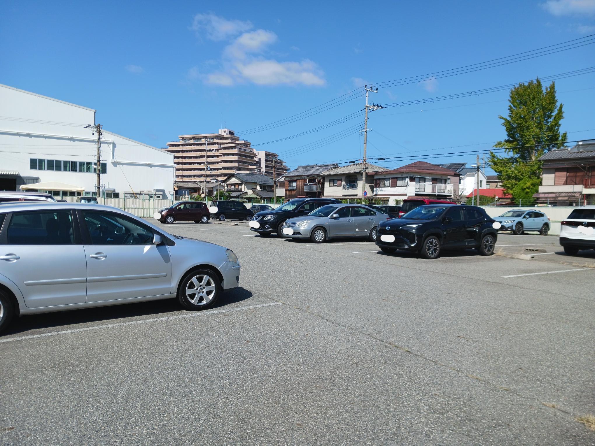 東二見駅北駐車場の外観・駐車場イメージ2枚目