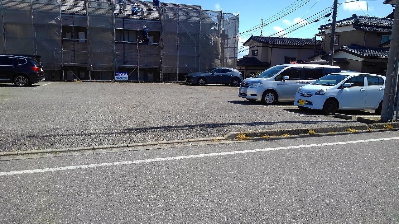 坂井砂山(梨本)駐車場の外観・駐車場イメージ2枚目
