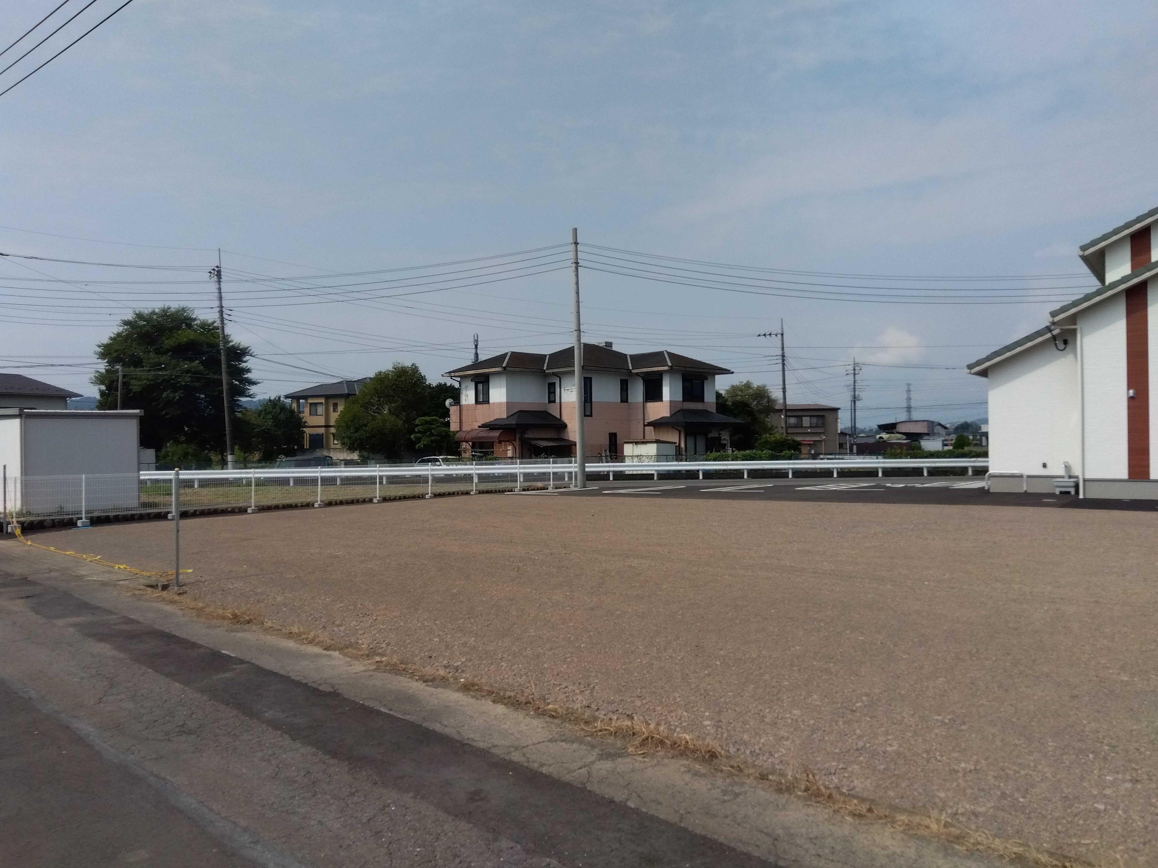 下小塙町環状月極駐車場の外観・駐車場イメージ2枚目