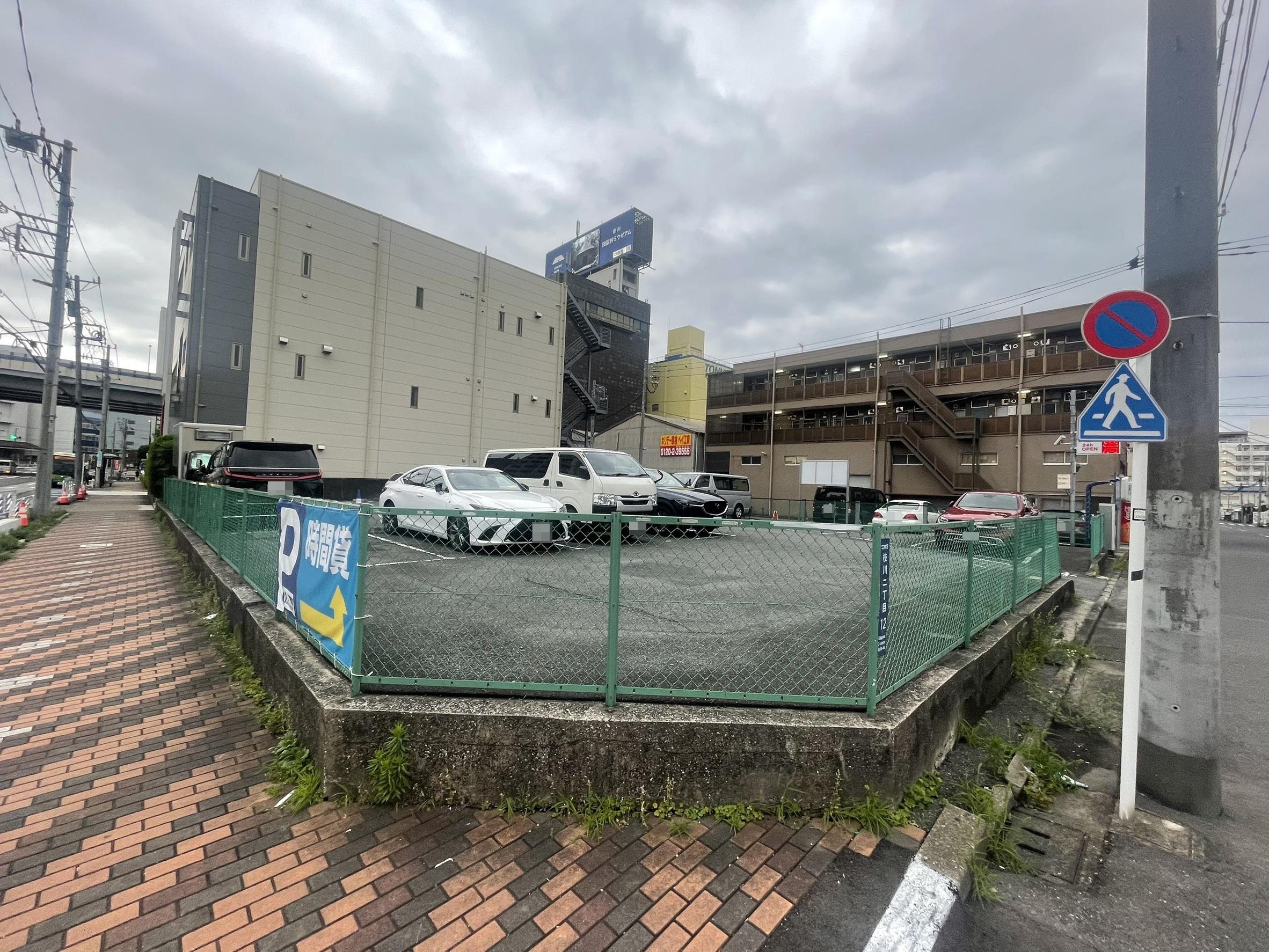 八重洲枝川駐車場の外観・駐車場イメージ1枚目