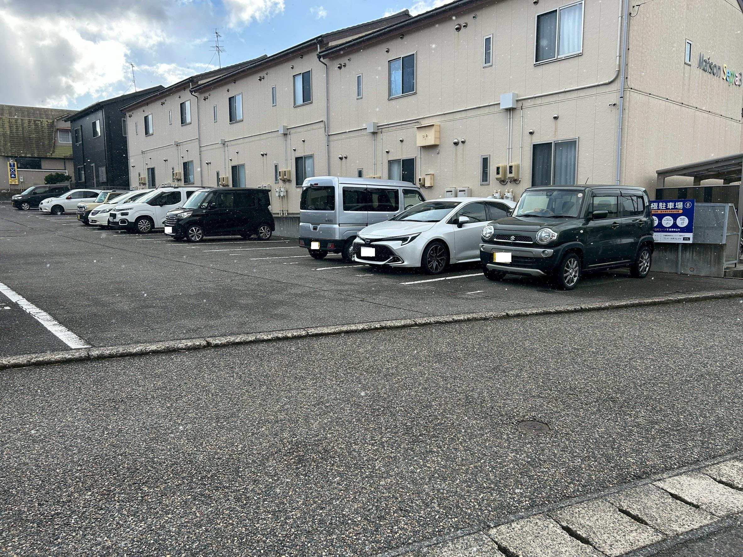 8.遠藤ガレージの外観・駐車場イメージ2枚目