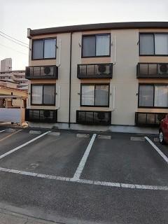 マーブルハウス14(38042)の外観・駐車場イメージ1枚目