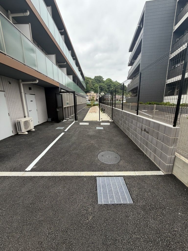 長尾4丁目駐車場の外観・駐車場イメージ1枚目