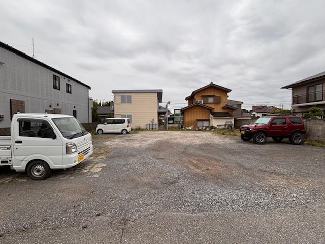 中島月極駐車場の外観・駐車場イメージ2枚目
