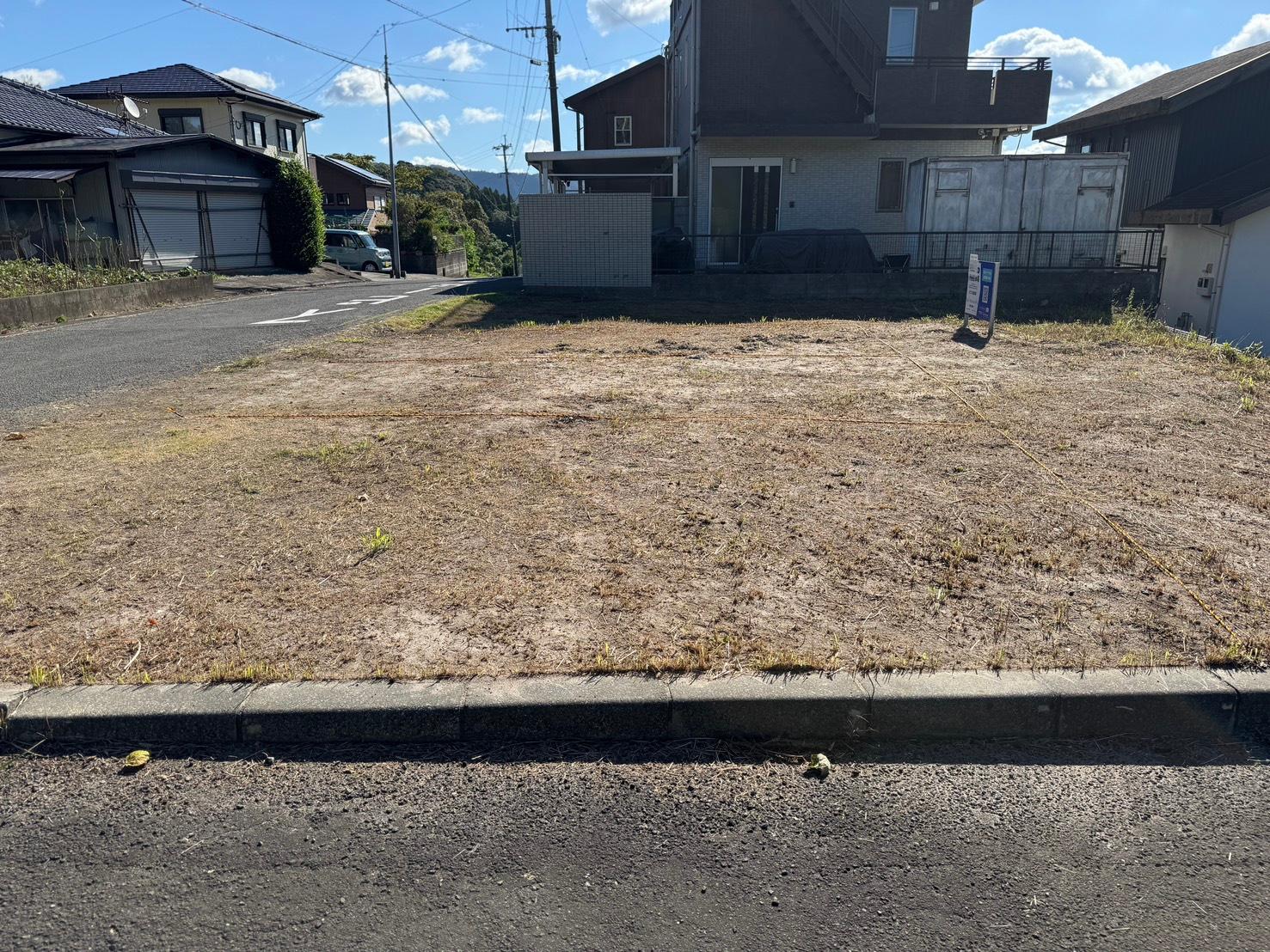 御陵下駐車場の外観・駐車場イメージ2枚目