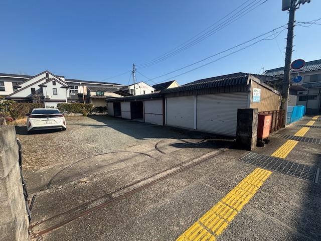 鹿沢ガレージの外観・駐車場イメージ1枚目