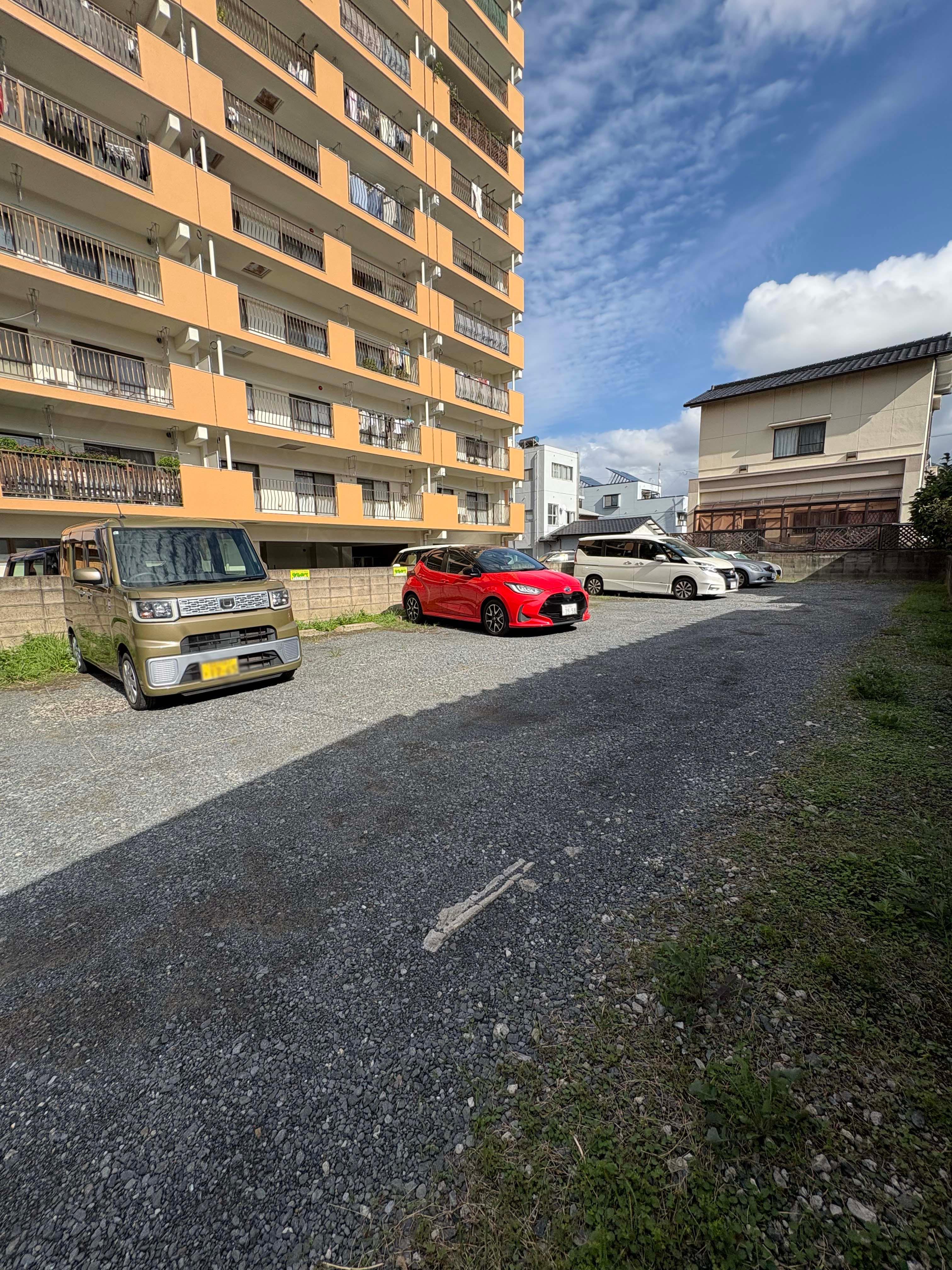 パーキング鷹取の外観・駐車場イメージ3枚目