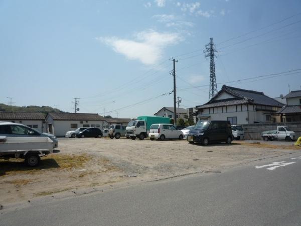 愛谷マーサ駐車場の外観・駐車場イメージ2枚目