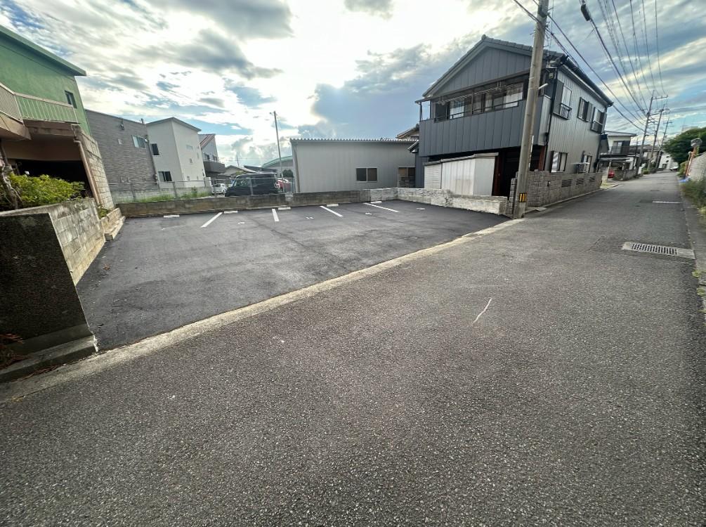 鮎喰1パーキングの外観・駐車場イメージ1枚目