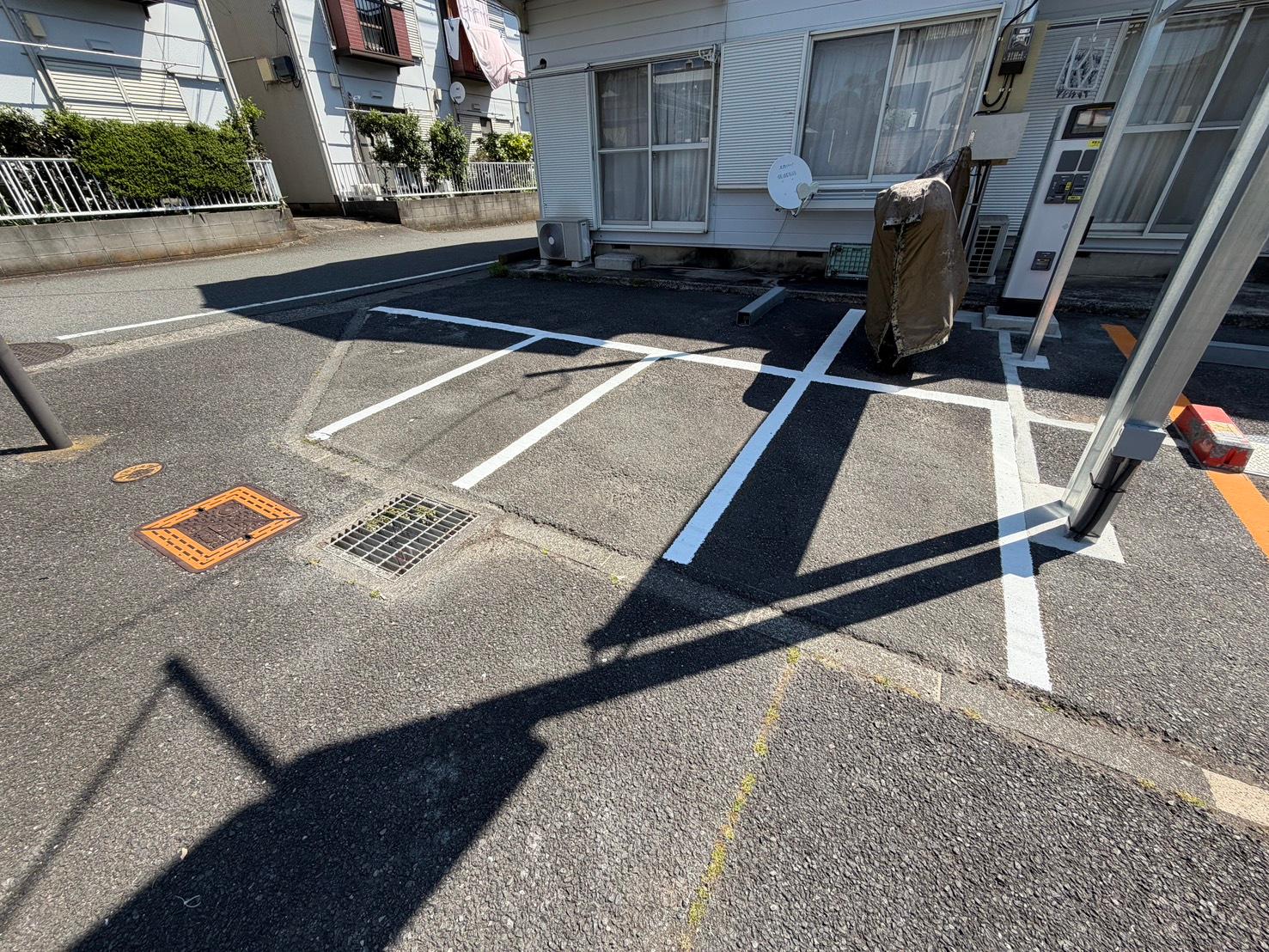 ハイツペサニア駐車場の外観・駐車場イメージ2枚目