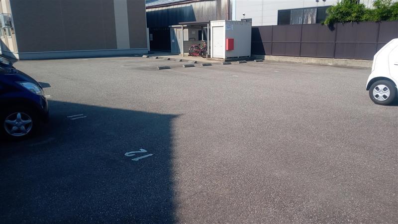 サンデン6(32837)の外観・駐車場イメージ1枚目