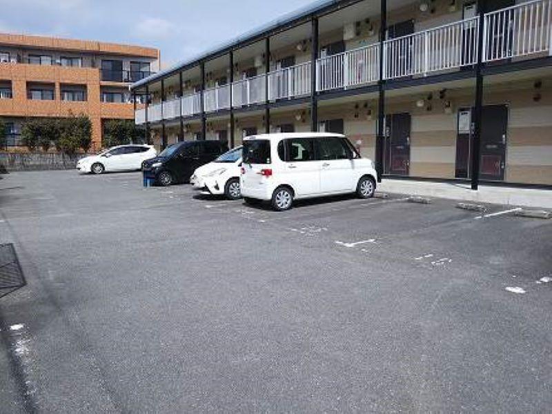 アローマ(25029)の外観・駐車場イメージ1枚目