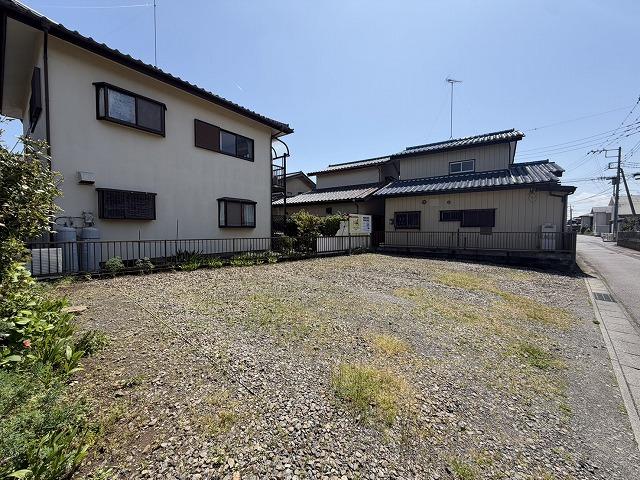 新垣駐車場の外観・駐車場イメージ1枚目