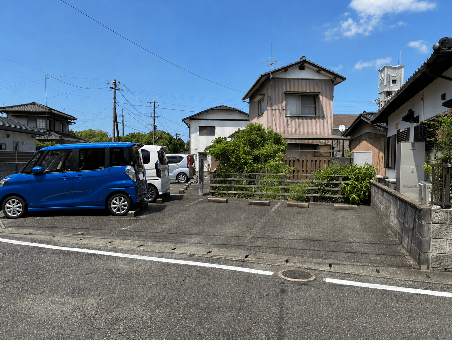深田駐車場の外観・駐車場イメージ3枚目