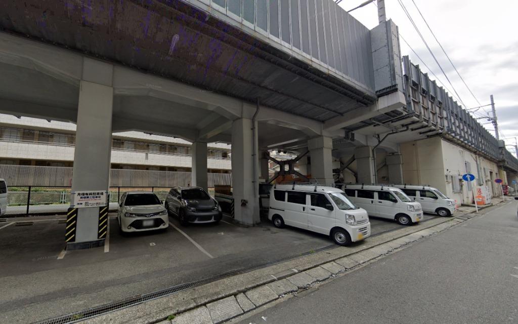 SSK岸根第三駐車場の外観・駐車場イメージ2枚目