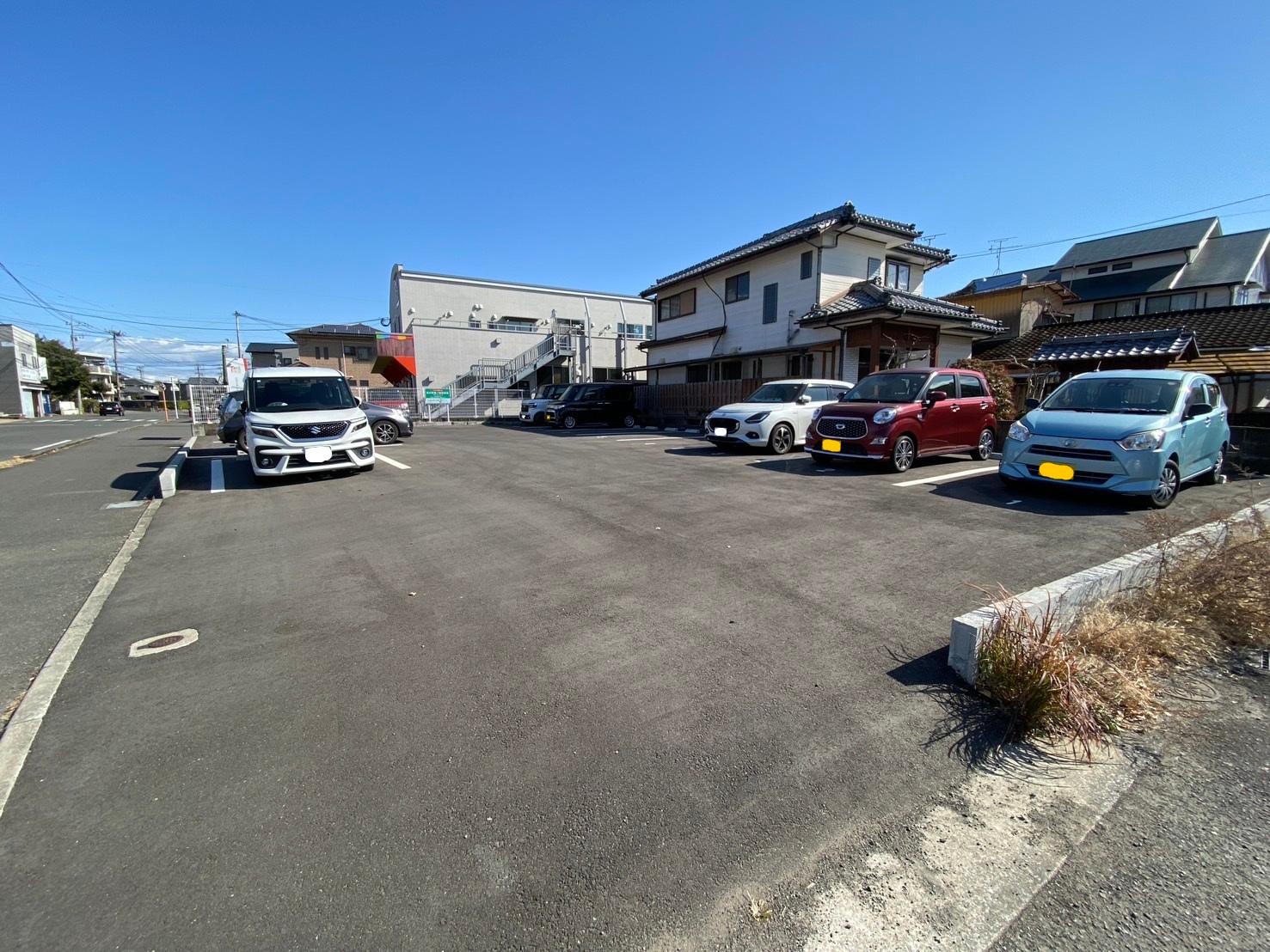 吉村町宮ノ前駐車場の外観・駐車場イメージ1枚目